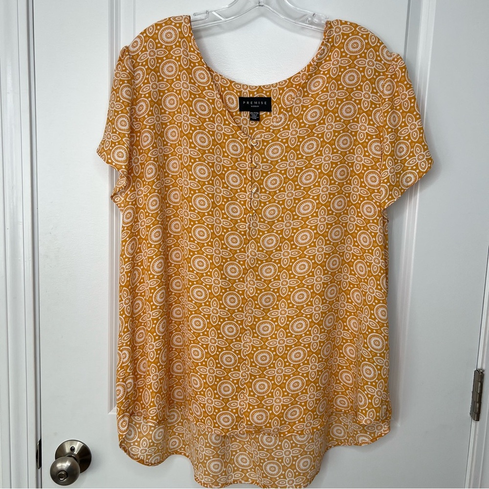 Premise Tunic Top Sz 2X Mustard White Floral Geometric Short Sleeve Boho
